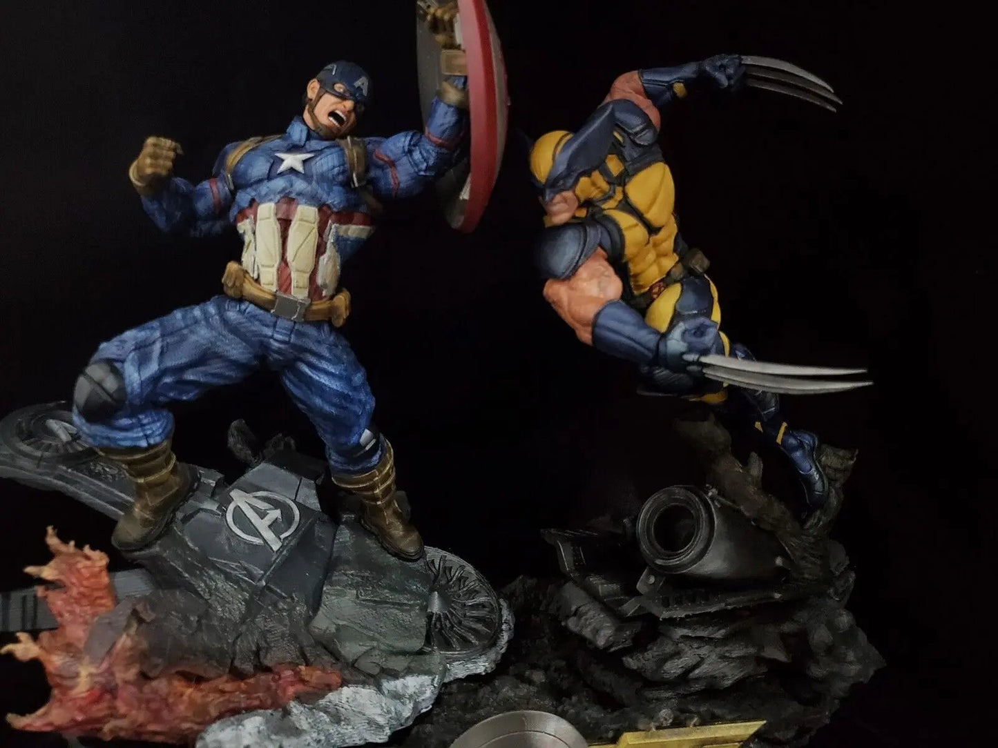 Captain America Wolverine Diorama Figure by Wicked 3DHeroFigure