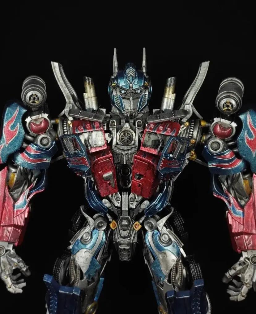 Optimus Prime Figure by Sanix 3DHeroFigure